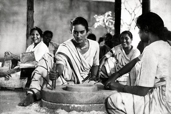 Nutan’s Kalyani in Bimal Roy’s Bandini(1963)